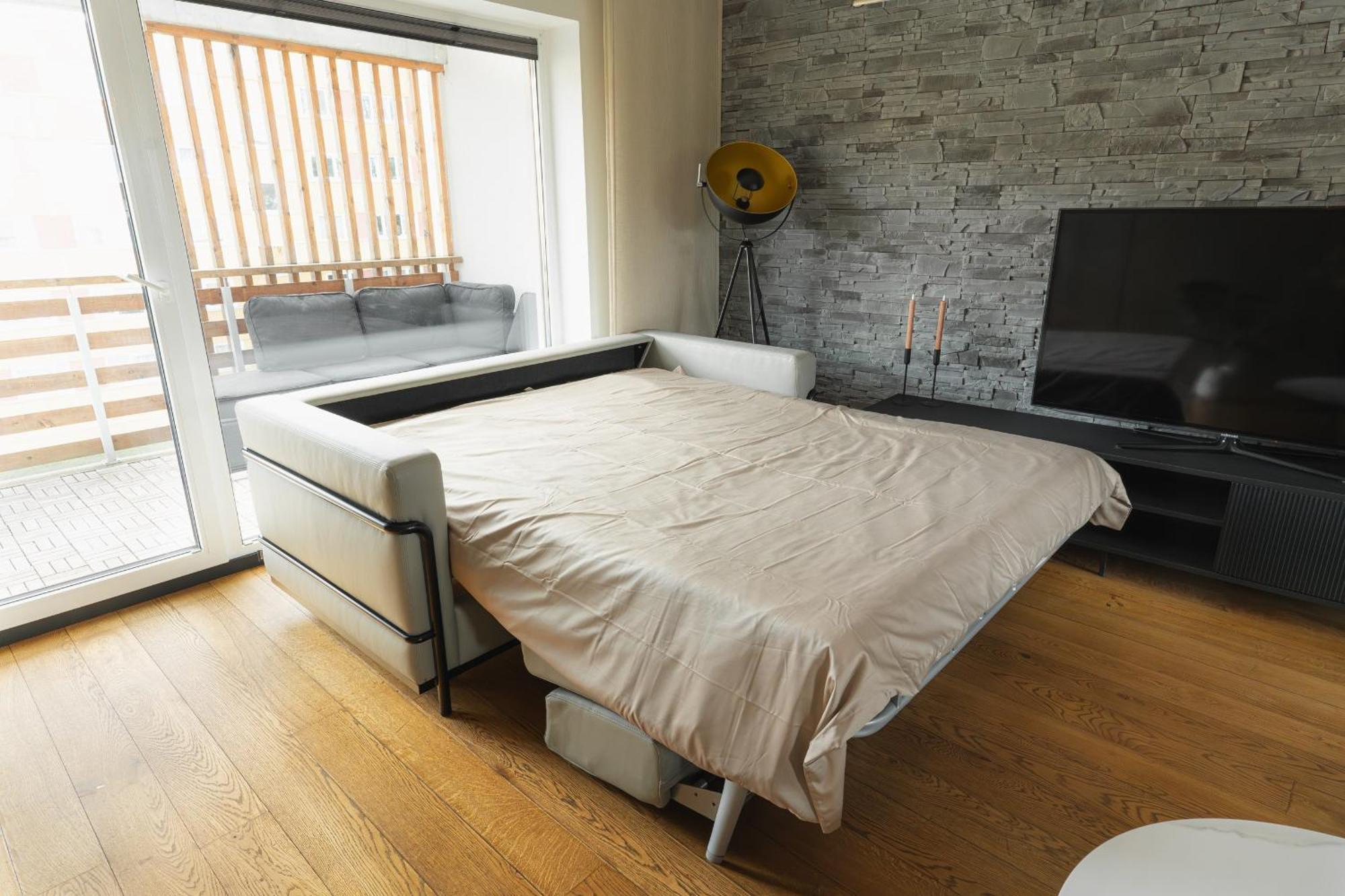 Raatuse Loft *